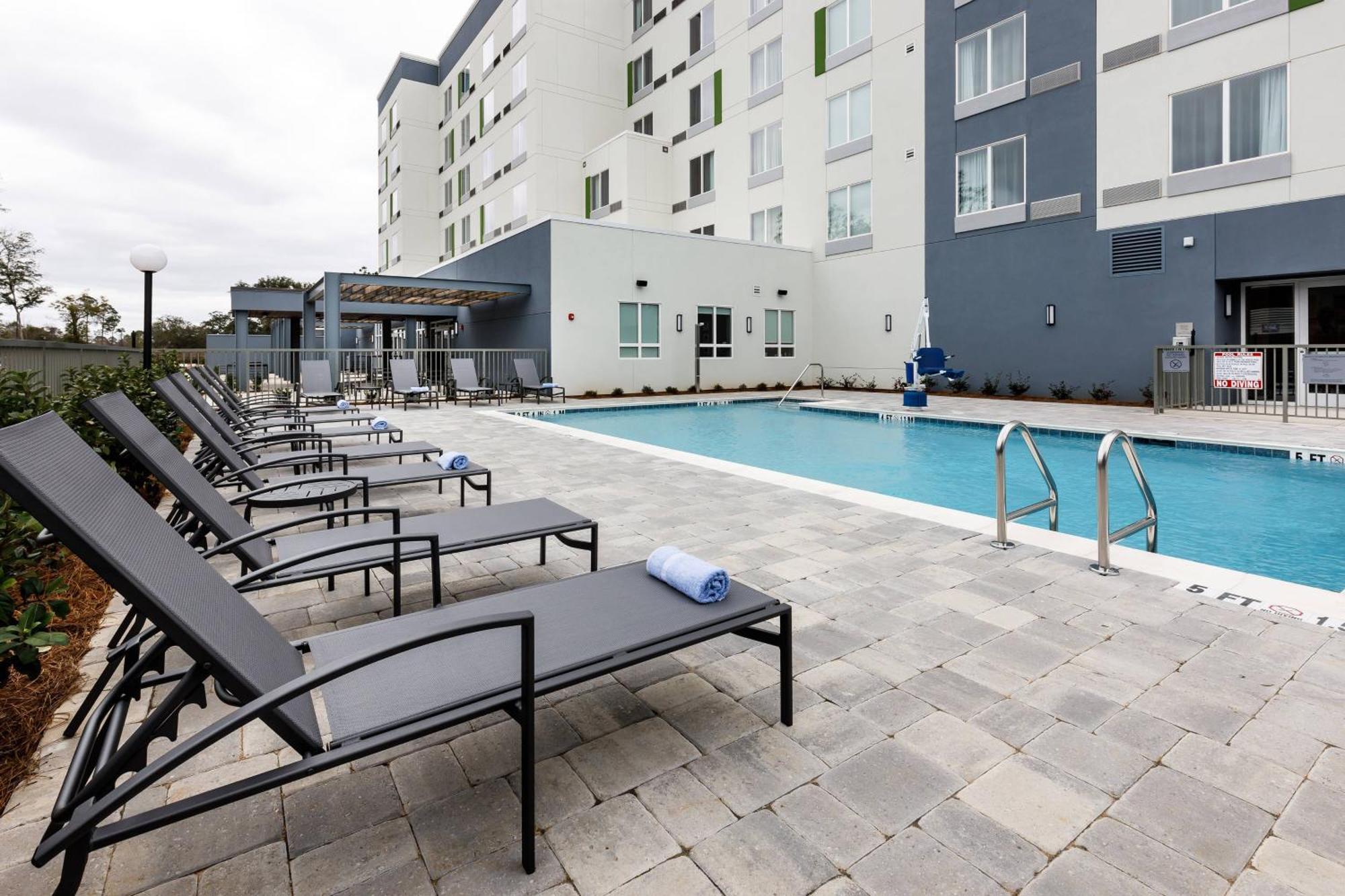 Courtyard By Marriott Pensacola I-10 West Otel Dış mekan fotoğraf